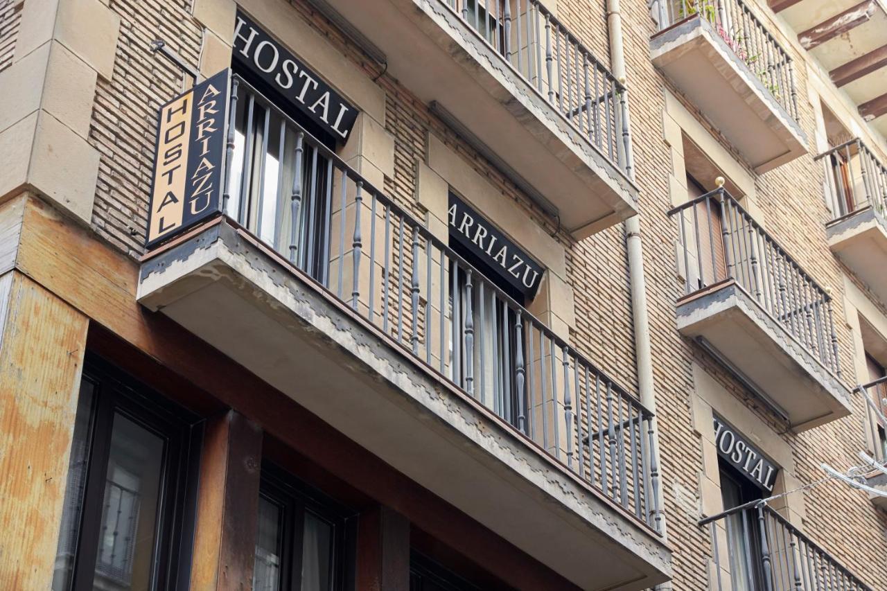 Hostal Arriazu Pamplona Exterior photo