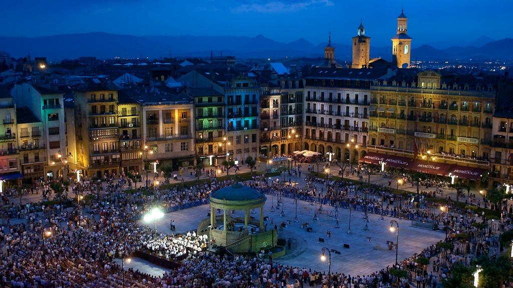 Hostal Arriazu Pamplona Exterior photo